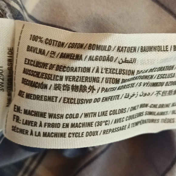 NEW Hollister 100% cotton lightweight raw hem plaid button down medium N… - Picture 7 of 7